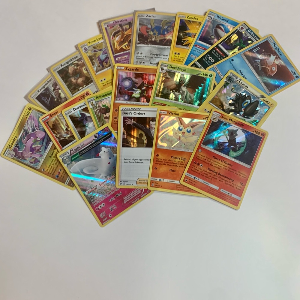 Build your own pokémon card lot/bundle. *Price will vary re: size of bundle